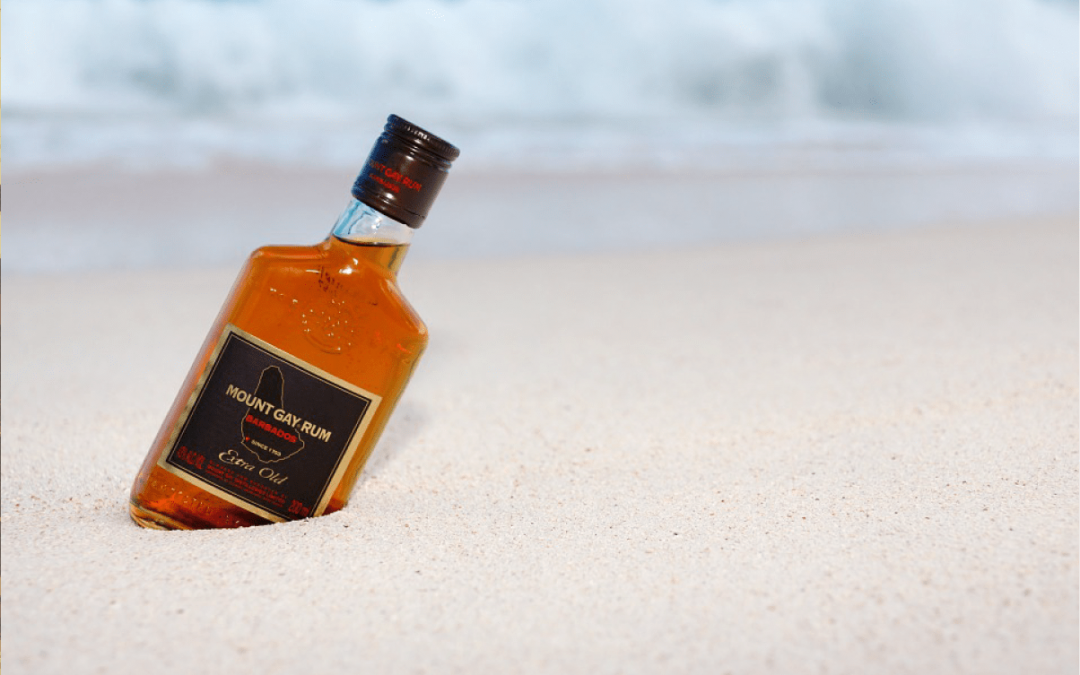 La storia del Rum, un liquore dalle origini leggendarie